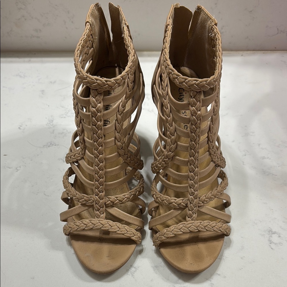 Stylish Tan Braided Women's Sandals